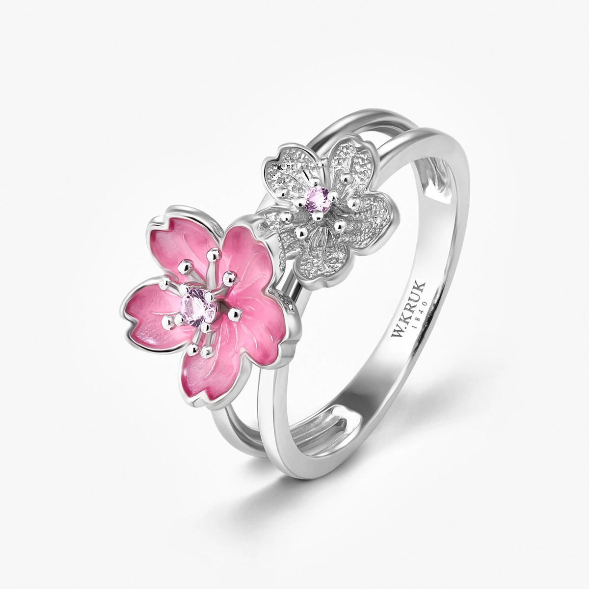 Pierścionek srebrny
<br/> 
Kwiaty Nocy Wiśnia W.KRUK