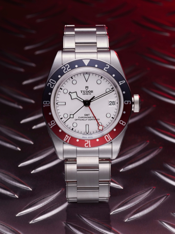 BLACK BAY GMT