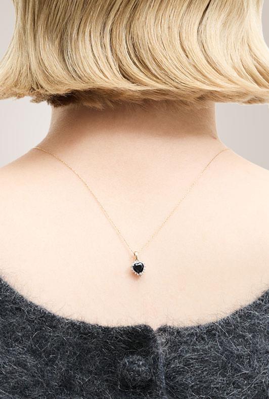 Kolekcja biżuterii Black Sapphire