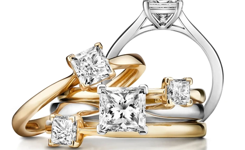 Jak zmierzyć rozmiar pierścionka na prezent?