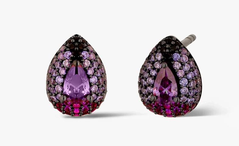 Jakie kolczyki do malinowej sukienki?