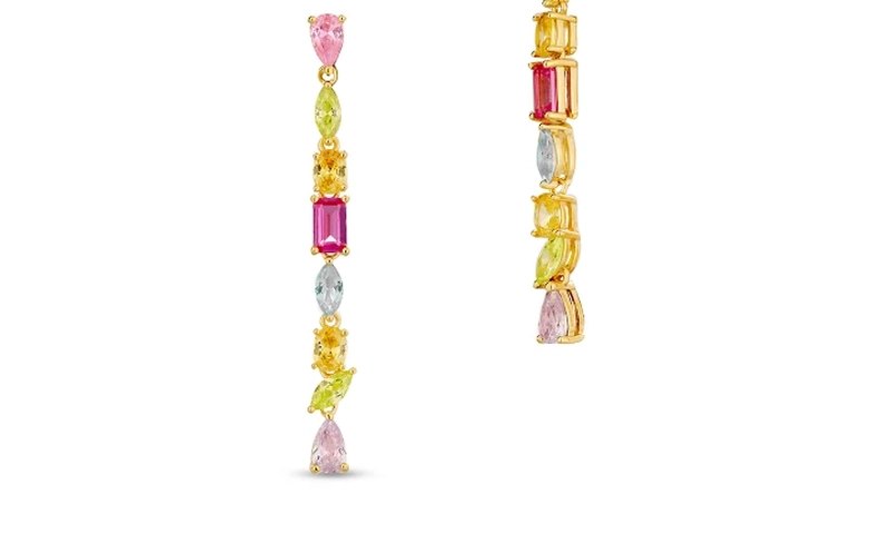 Długie kolczyki stylizacje