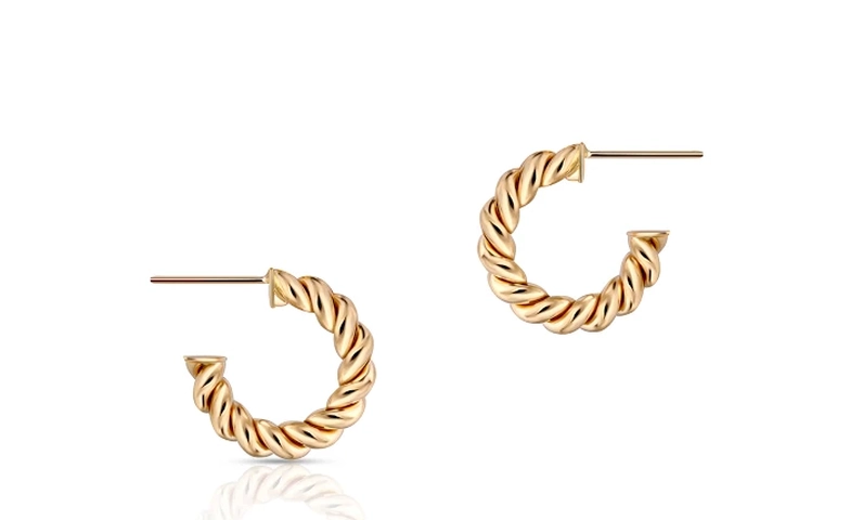 Jakie kolczyki do okularów?