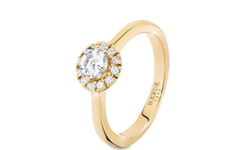 Przesądy i tradycje związane z pierścionkiem zaręczynowym