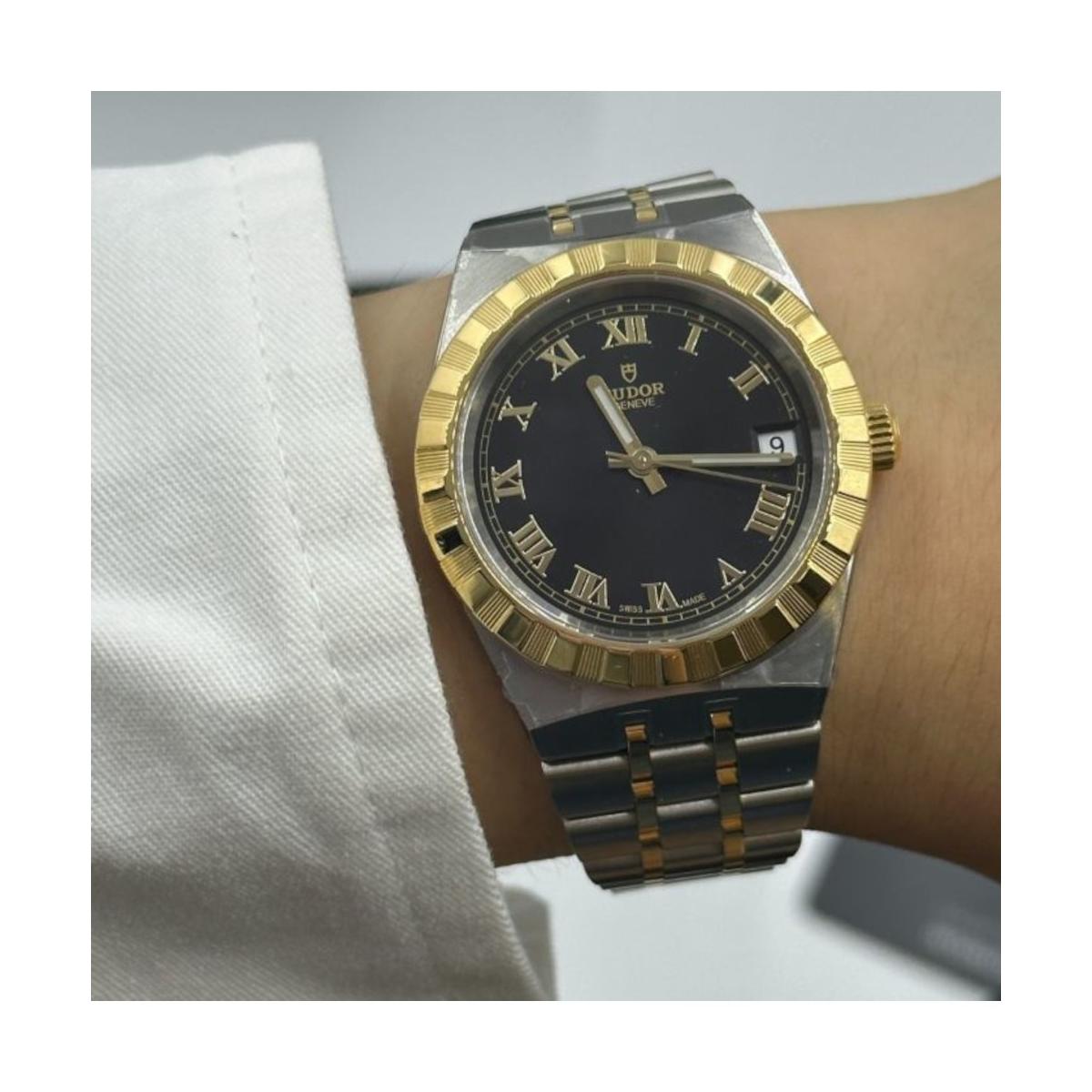TUDOR ROYAL