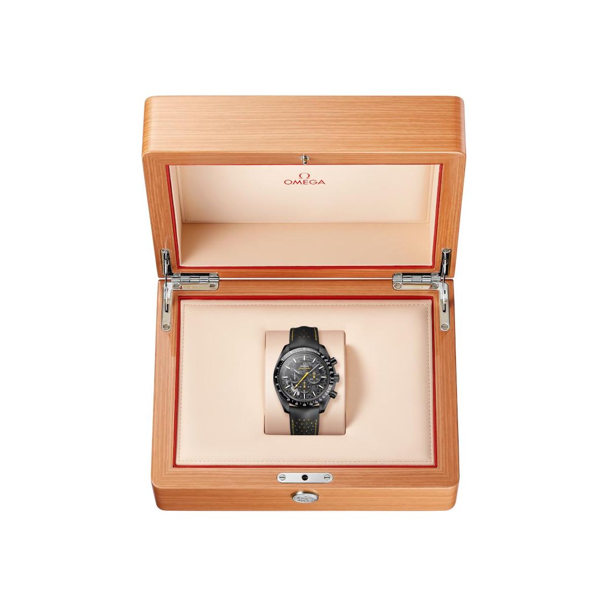 ZEGAREK OMEGA Speedmaster Dark Side of the Moon