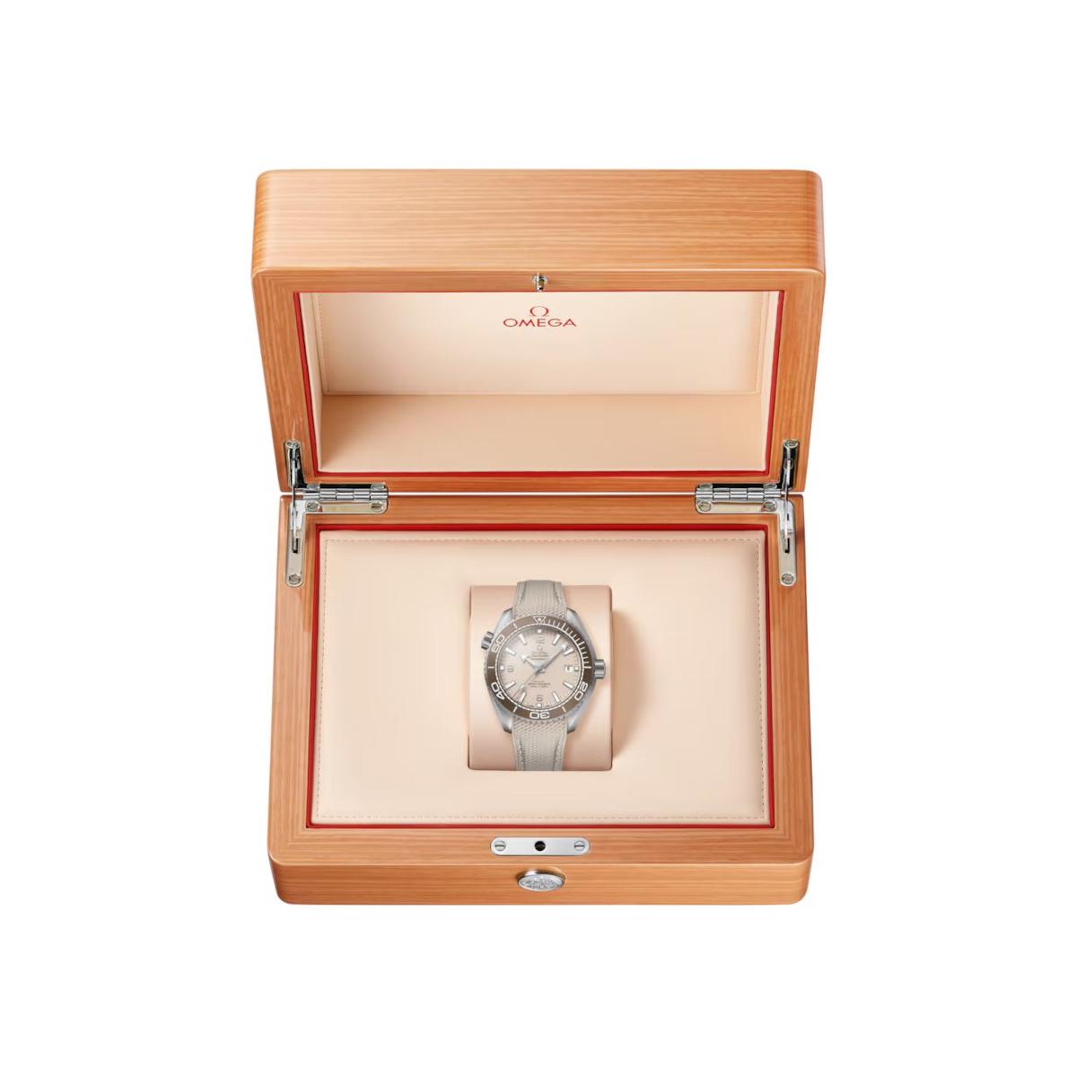 ZEGAREK OMEGA SEAMASTER PLANET OCEAN 600M