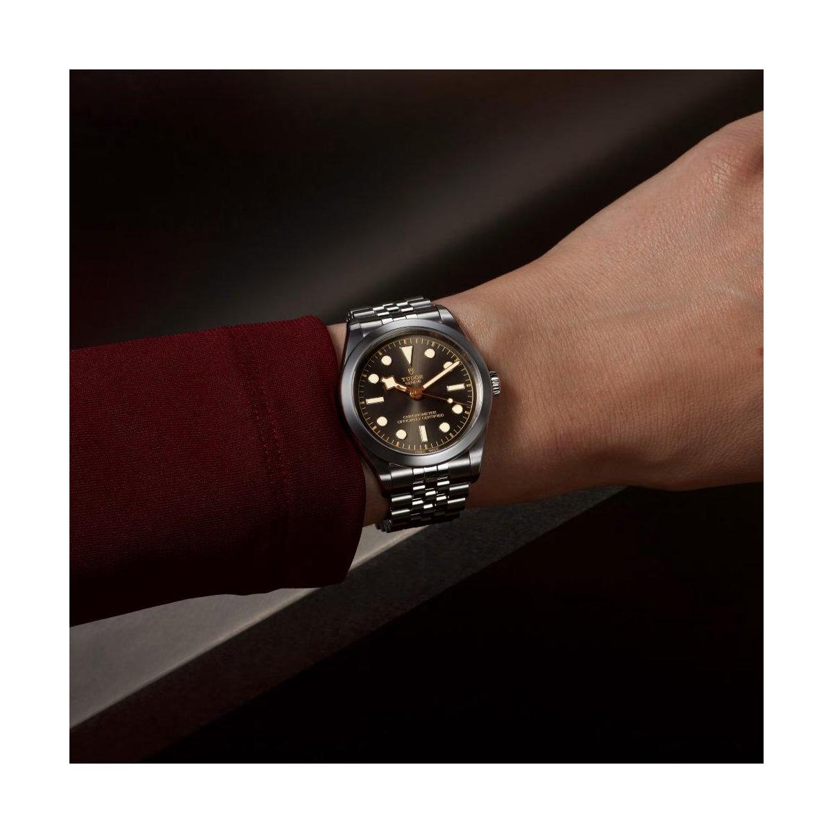 TUDOR BLACK BAY ONE 39