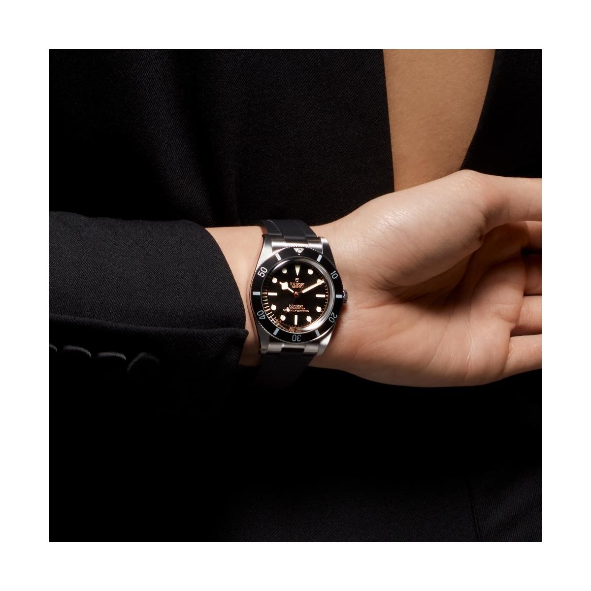 TUDOR BLACK BAY 54
