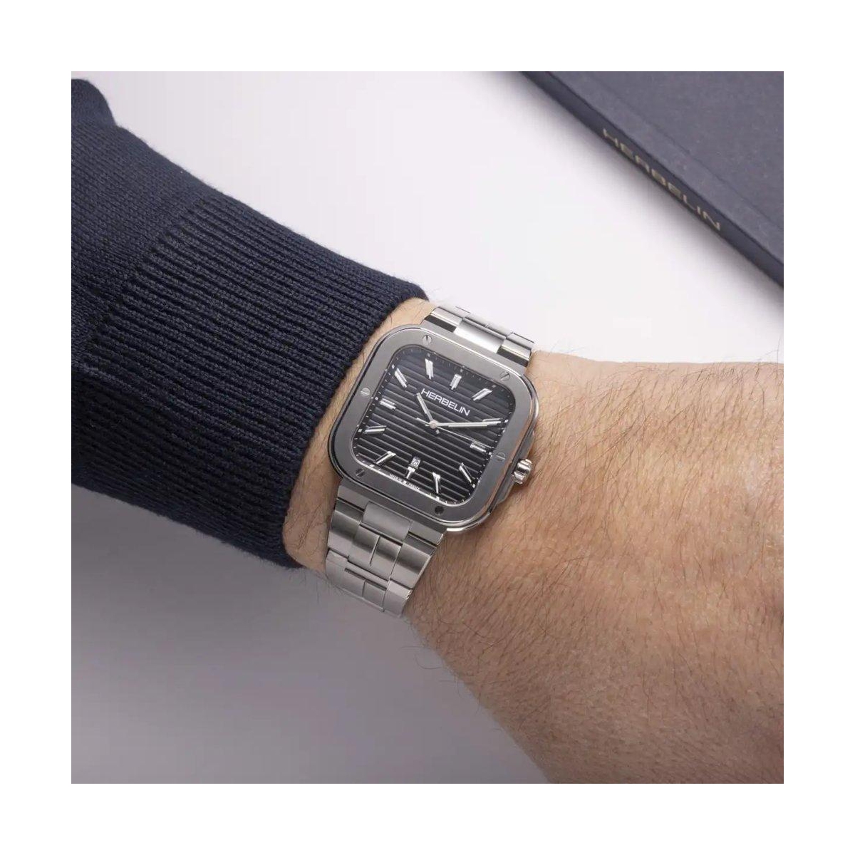 ZEGAREK HERBELIN CAP CAMARAT SQUARE