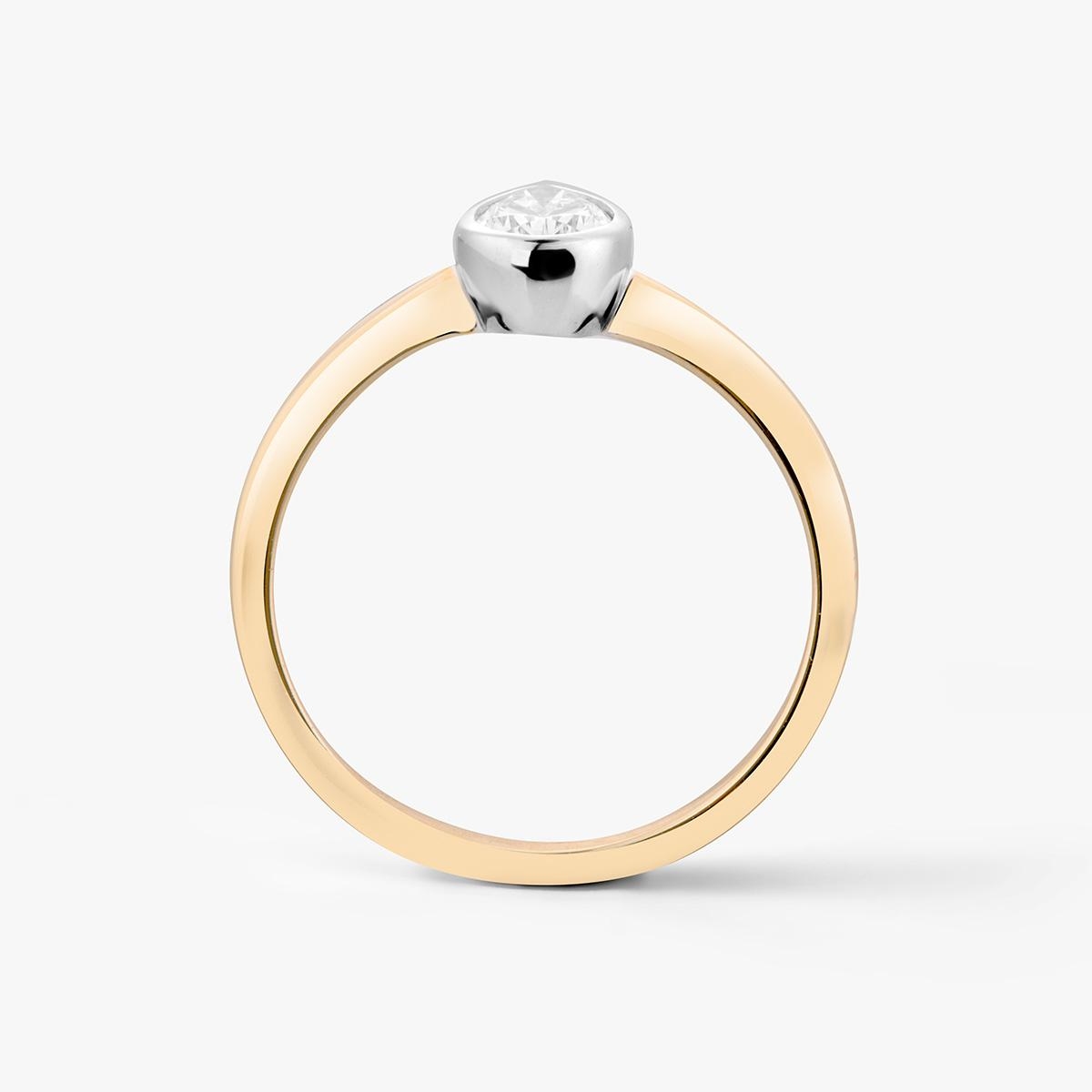 Pierścionek złoty z diamentami Nuova