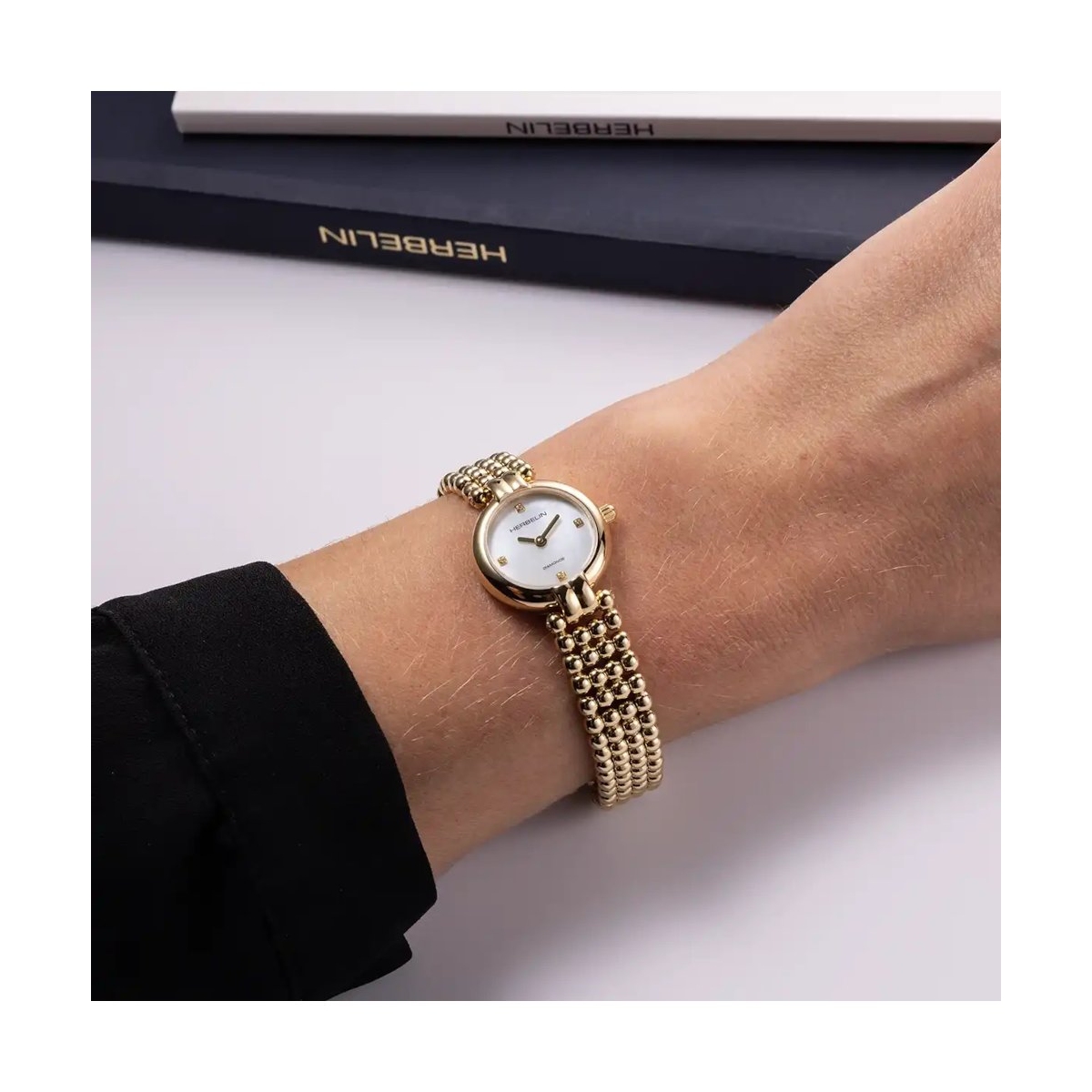 ZEGAREK HERBELIN PERLES