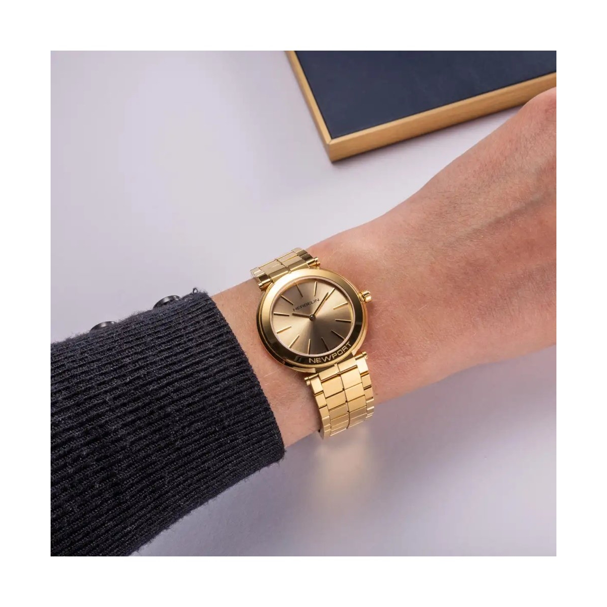 ZEGAREK HERBELIN NEWPORT SLIM