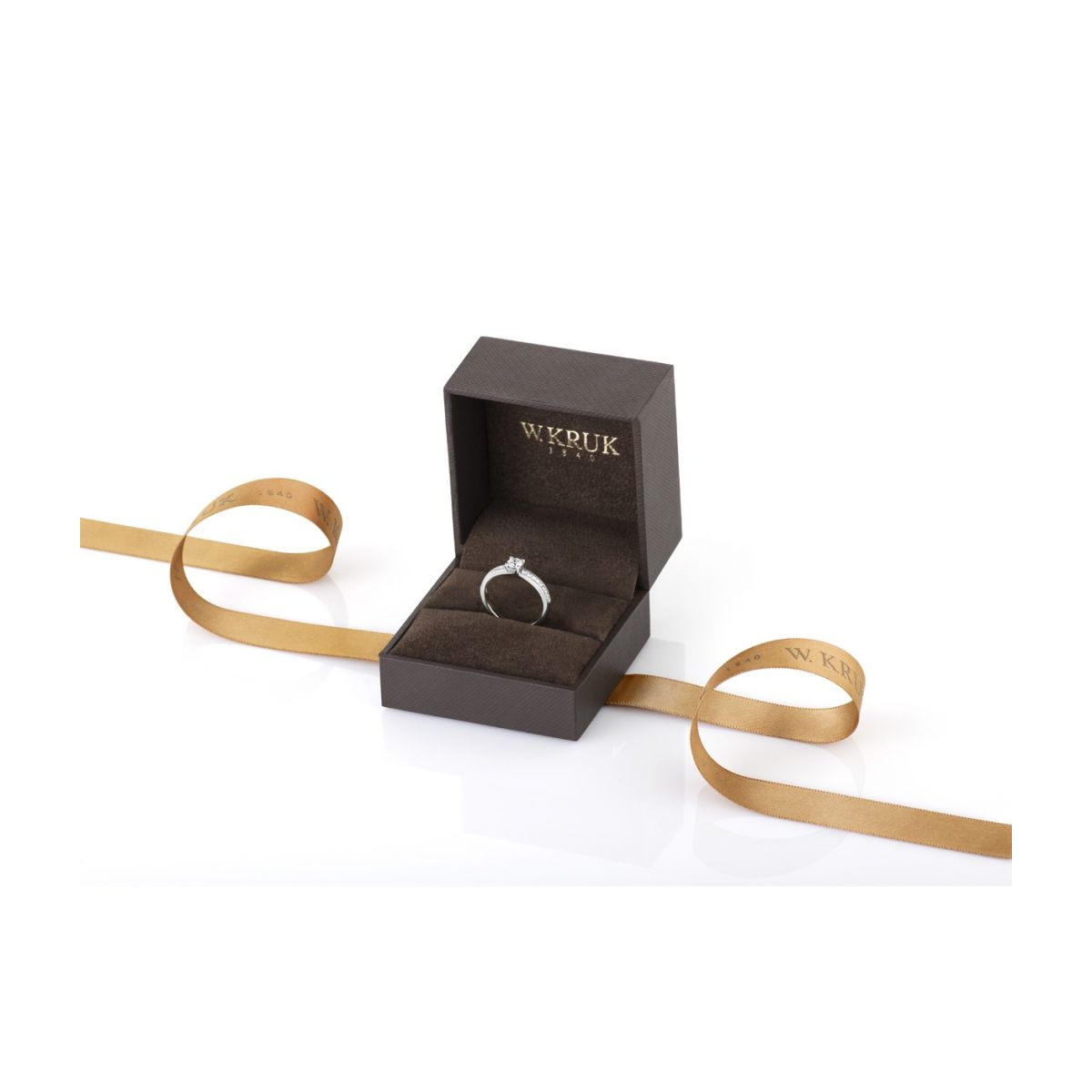 Pierścionek zaręczynowy złoty Szczęśliwy