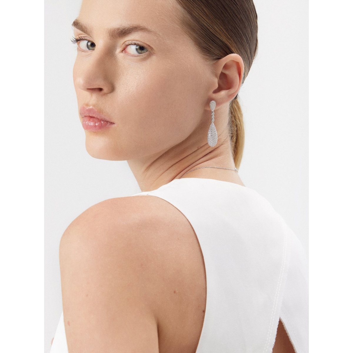 Kolczyki srebrne z cyrkoniami Emblems