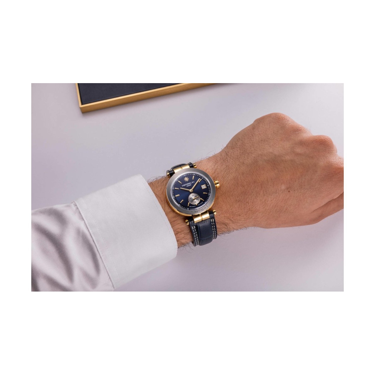 ZEGAREK HERBELIN NEWPORT HERITAGE ORIGINALS