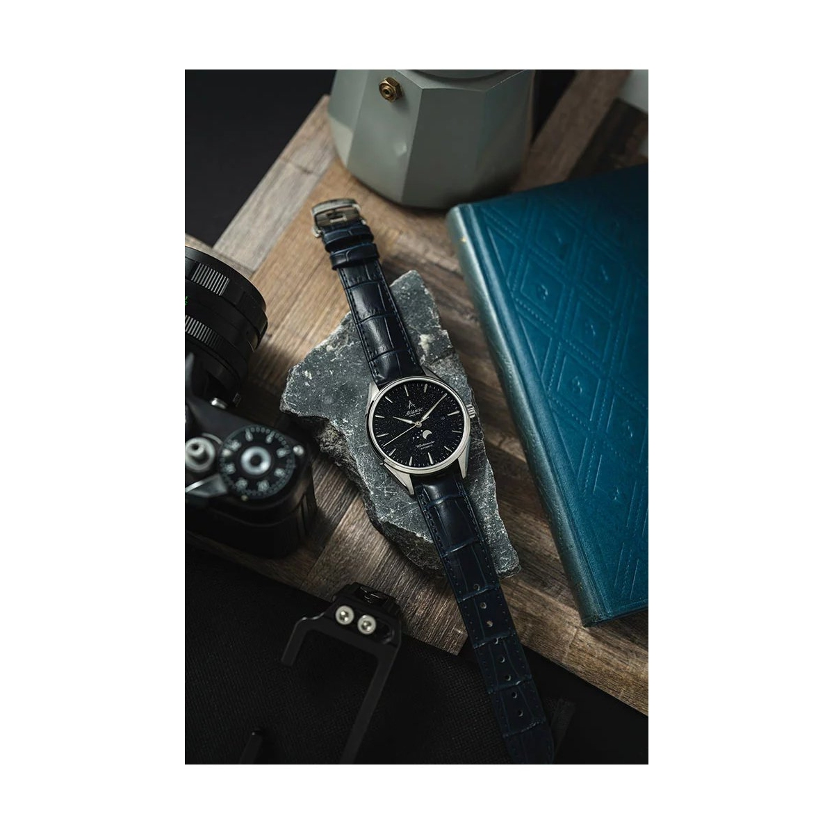 ZEGAREK ATLANTIC WORLDMASTER MOONPHASE AUTOMATIC