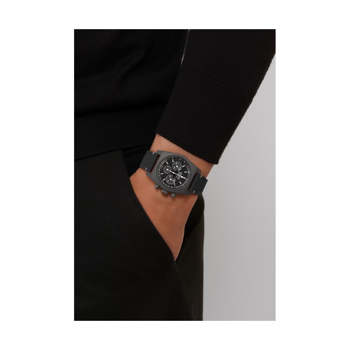 ZEGAREK ZENITH CHRONOMASTER REVIVAL SHADOW