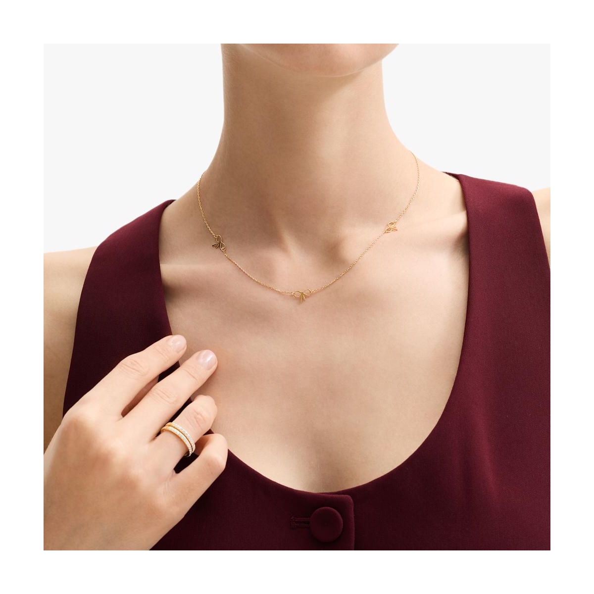 Naszyjnik srebrny z kokardkami