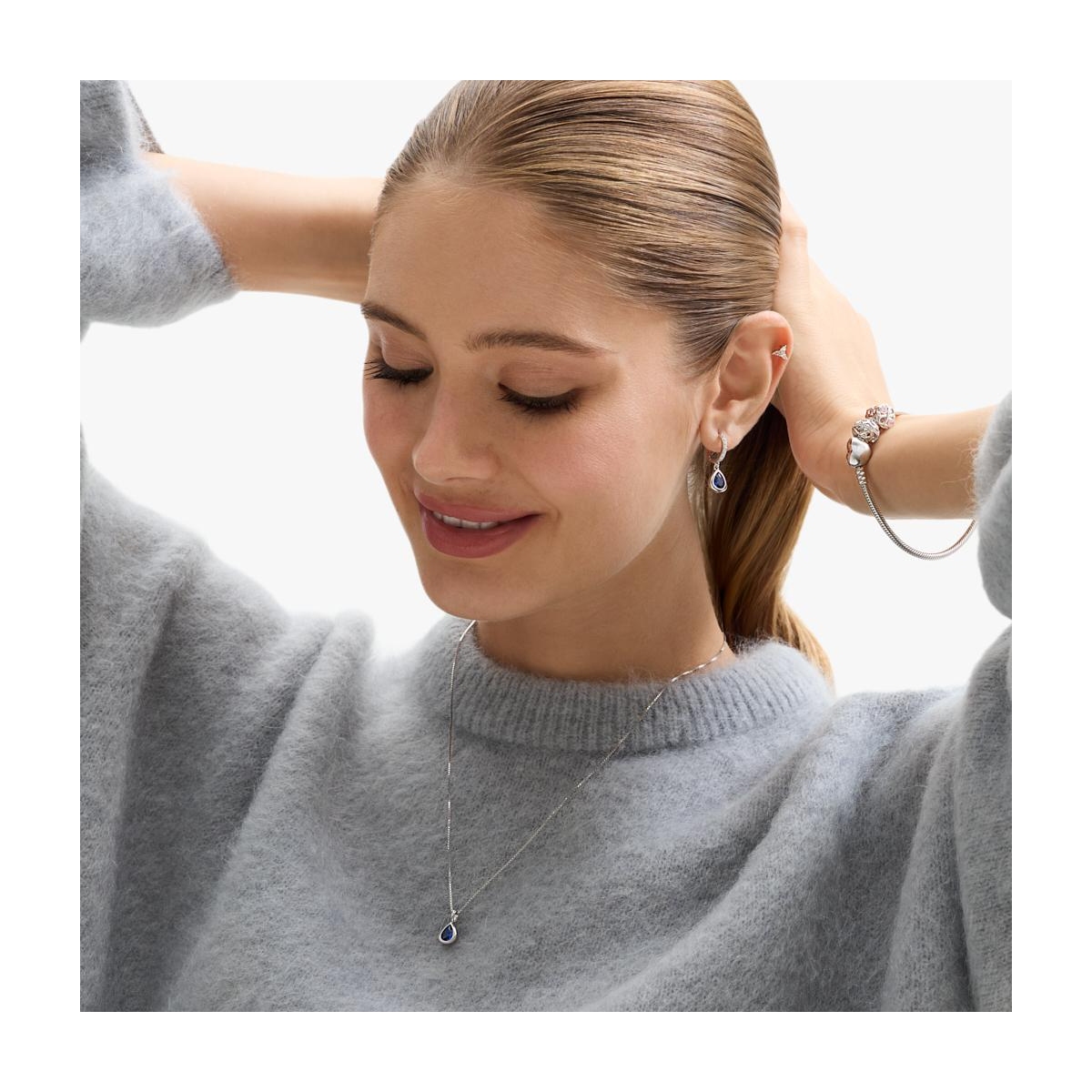 Wisiorek srebrny z cyrkonią