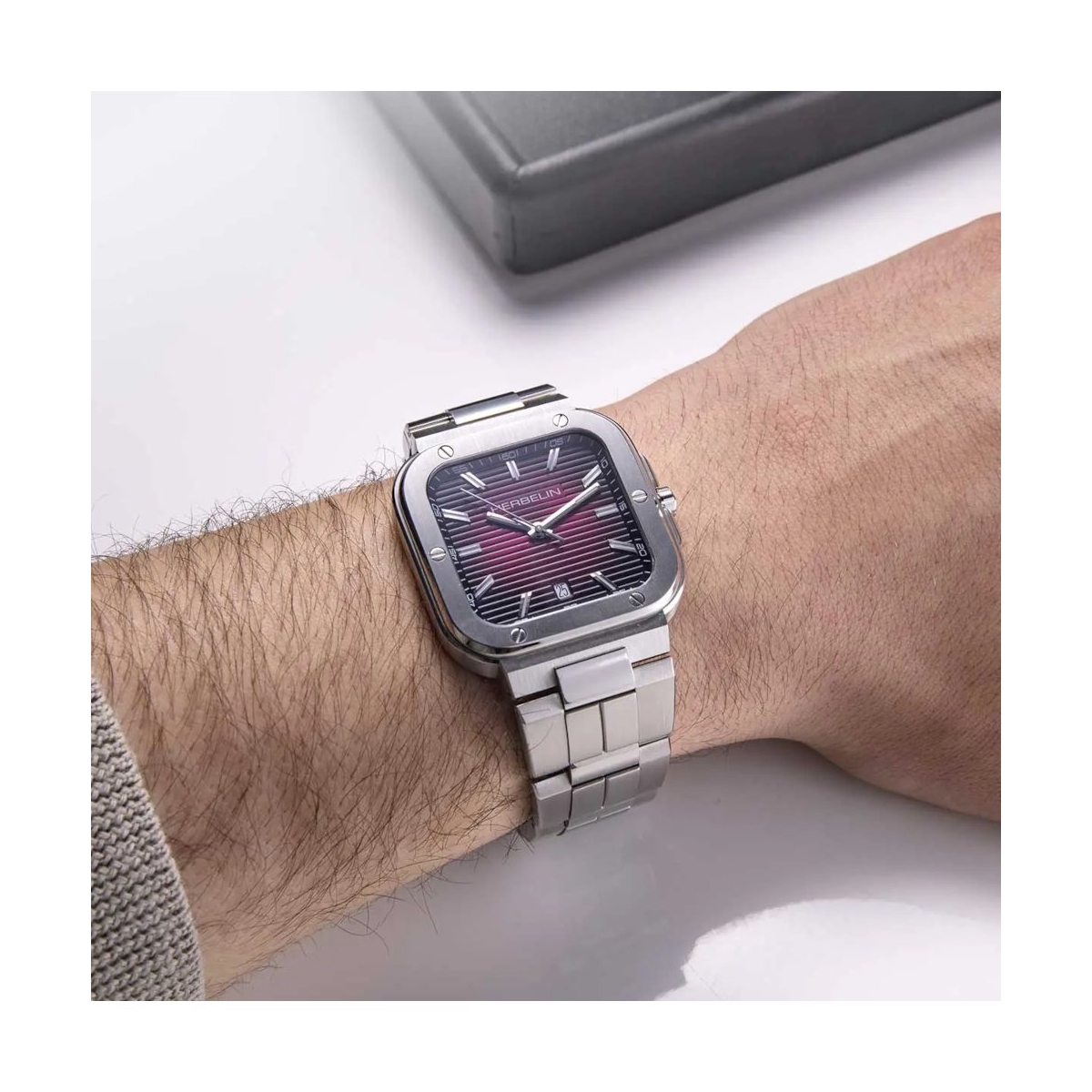 ZEGAREK HERBELIN CAP CAMARAT SQUARE