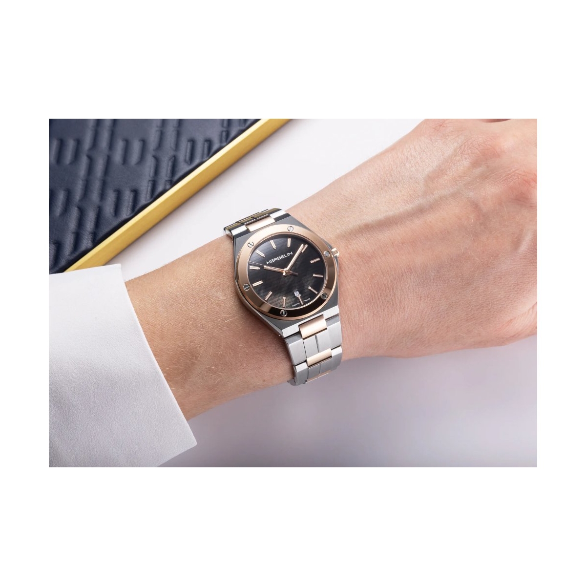 ZEGAREK HERBELIN CAP CAMARAT