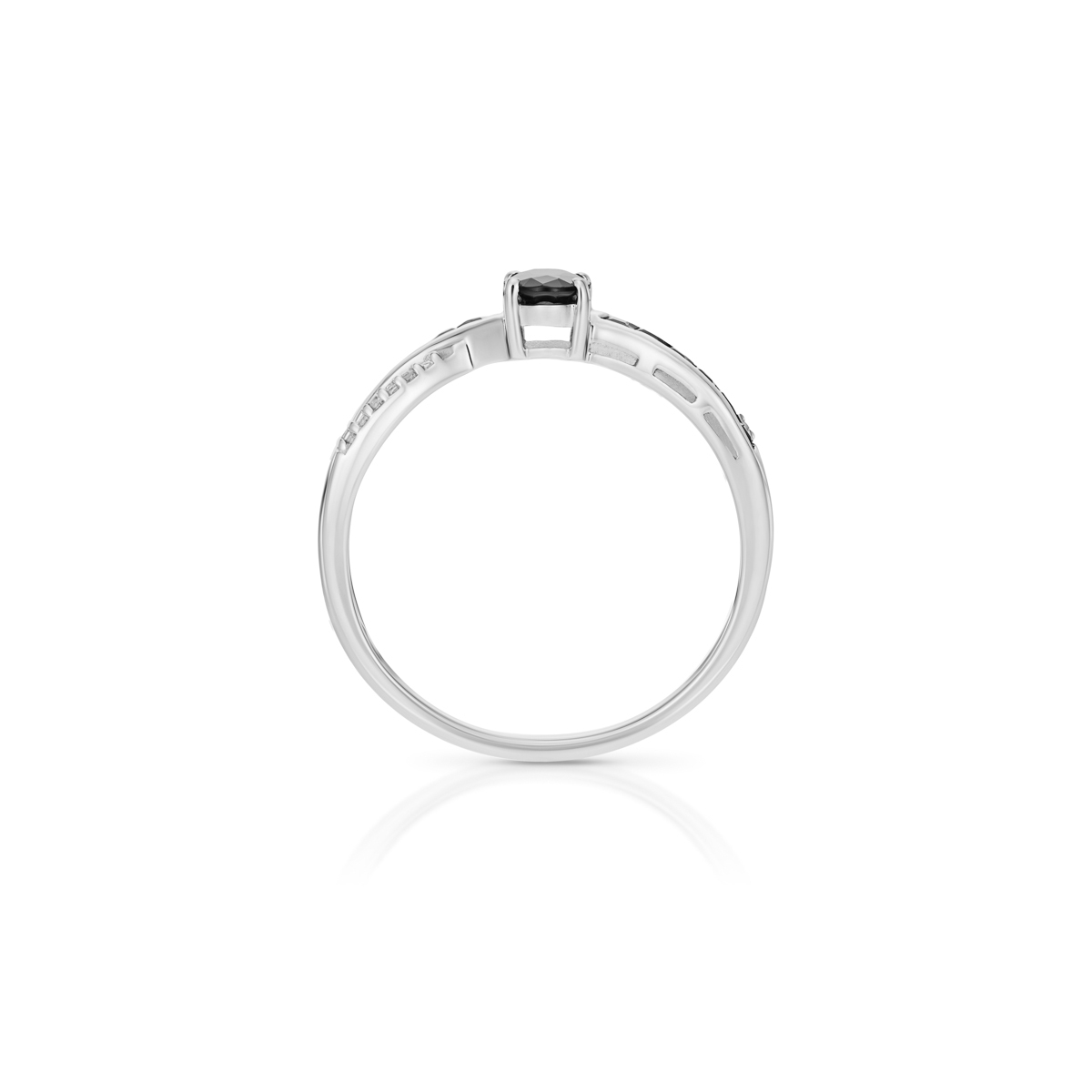 Pierścionek białe złoto szafir i diamenty