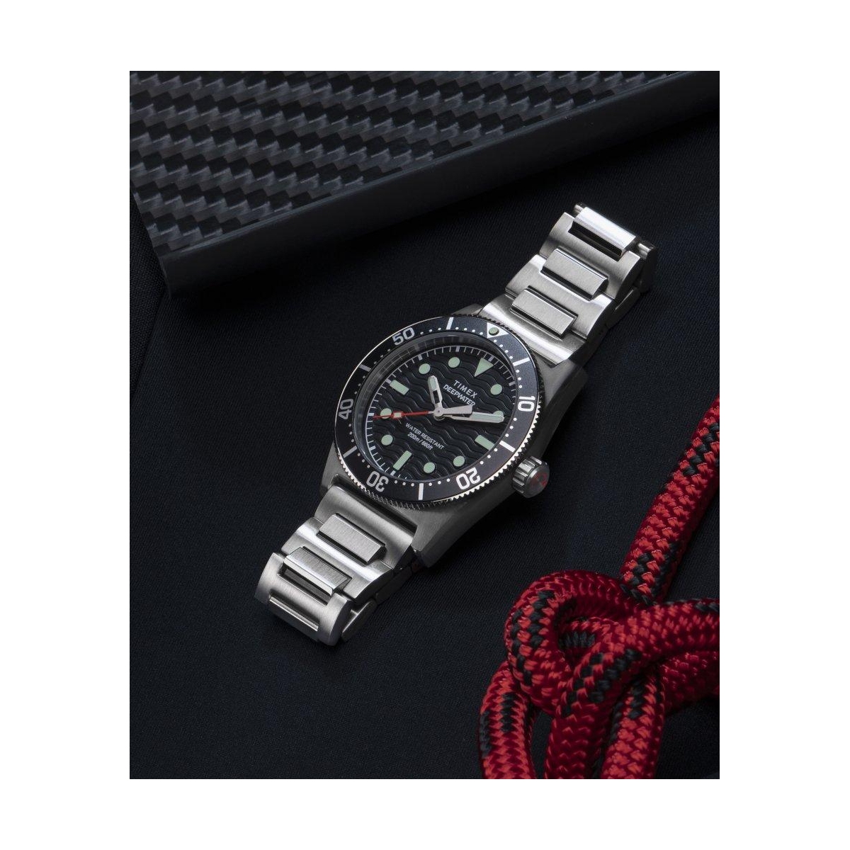 ZEGAREK TIMEX DEEPWATER REEF 200