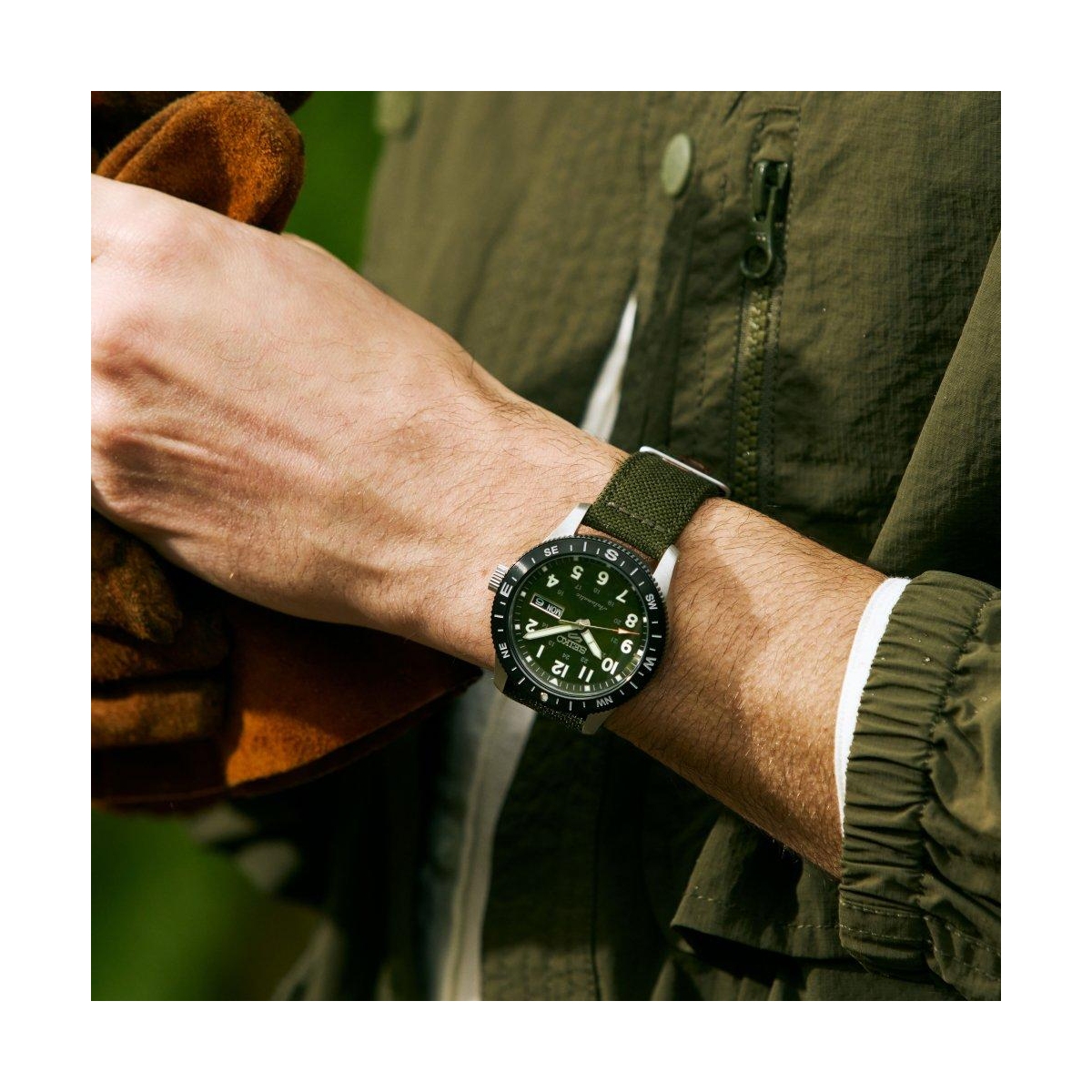 ZEGAREK SEIKO 5 SPORTS FIELD AUTOMATIC