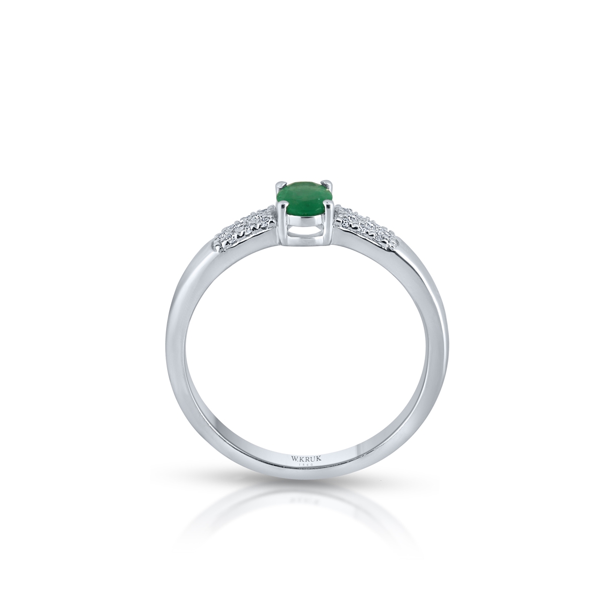 Pierścionek białe złoto z brylantami i szmaragdem