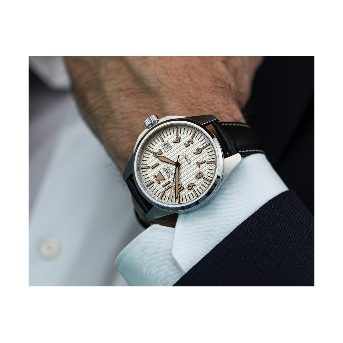 ZEGAREK AVIATOR AIRACOBRA 43 AUTOMATIC