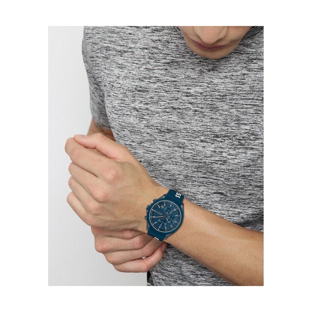 ZEGAREK BOSS VELOCITY