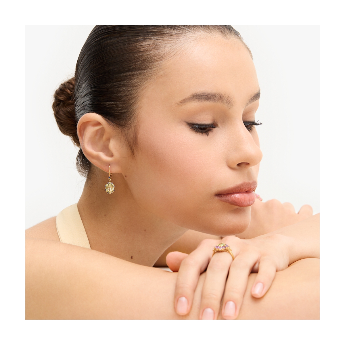 Kolczyki srebrne z oliwinami Szekspirowska