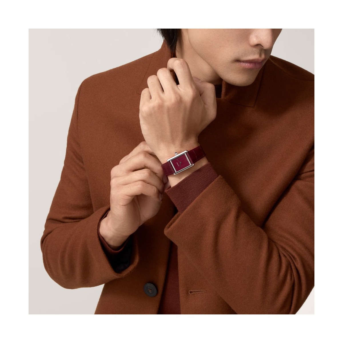 ZEGAREK CARTIER TANK MUST L