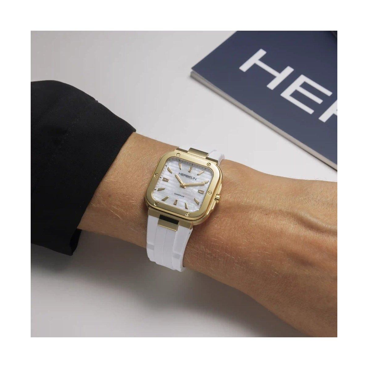 ZEGAREK HERBELIN CAP CAMARAT SQUARE