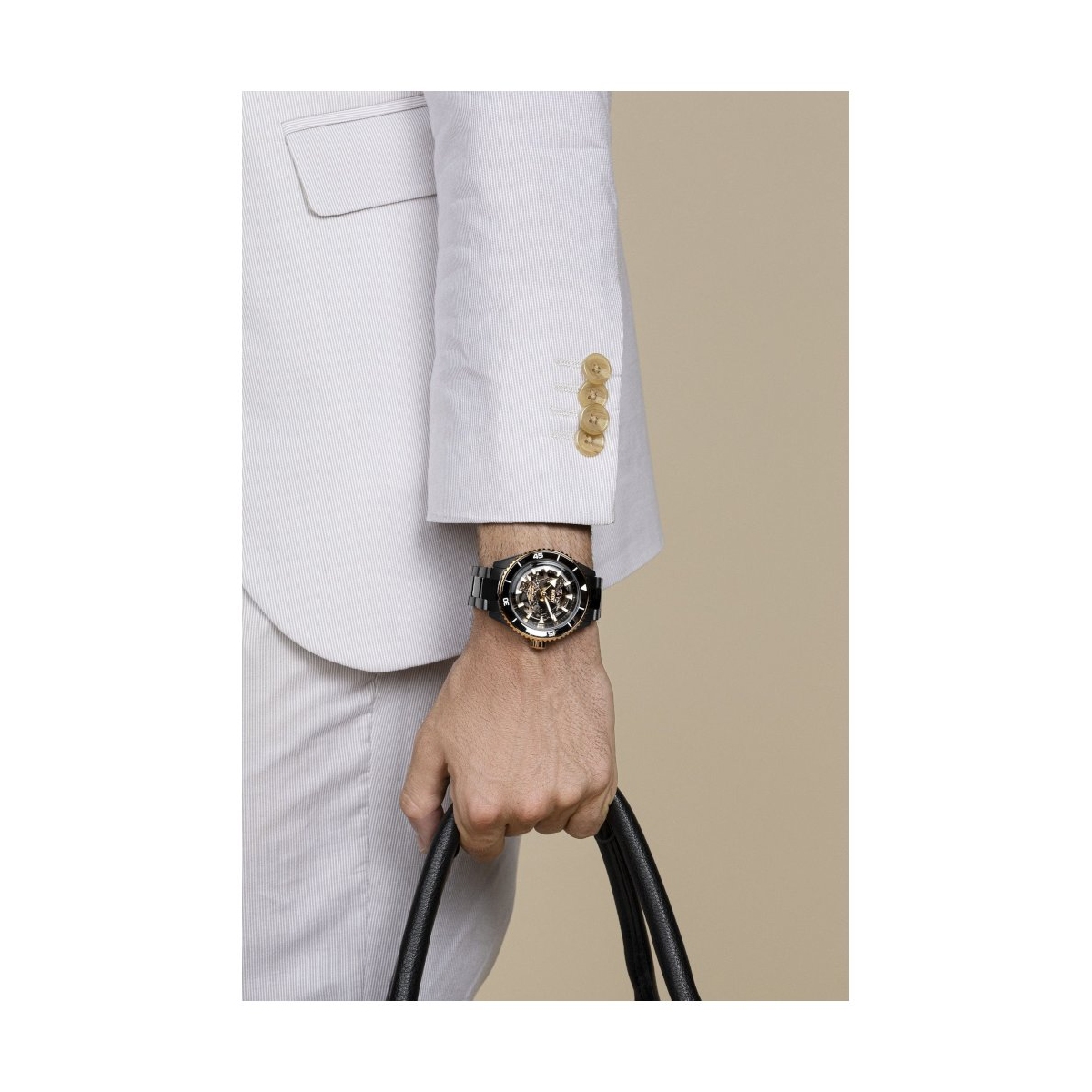 ZEGAREK RADO Captain Cook High-Tech Ceramic