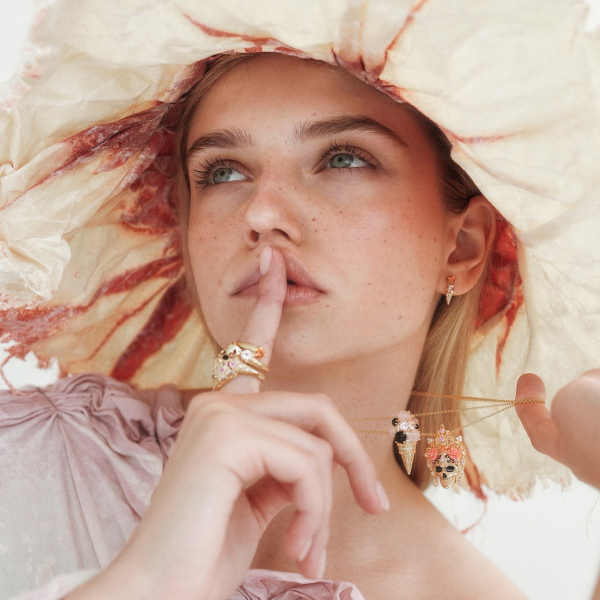 Wisiorek Lodowy Deser Wonderland