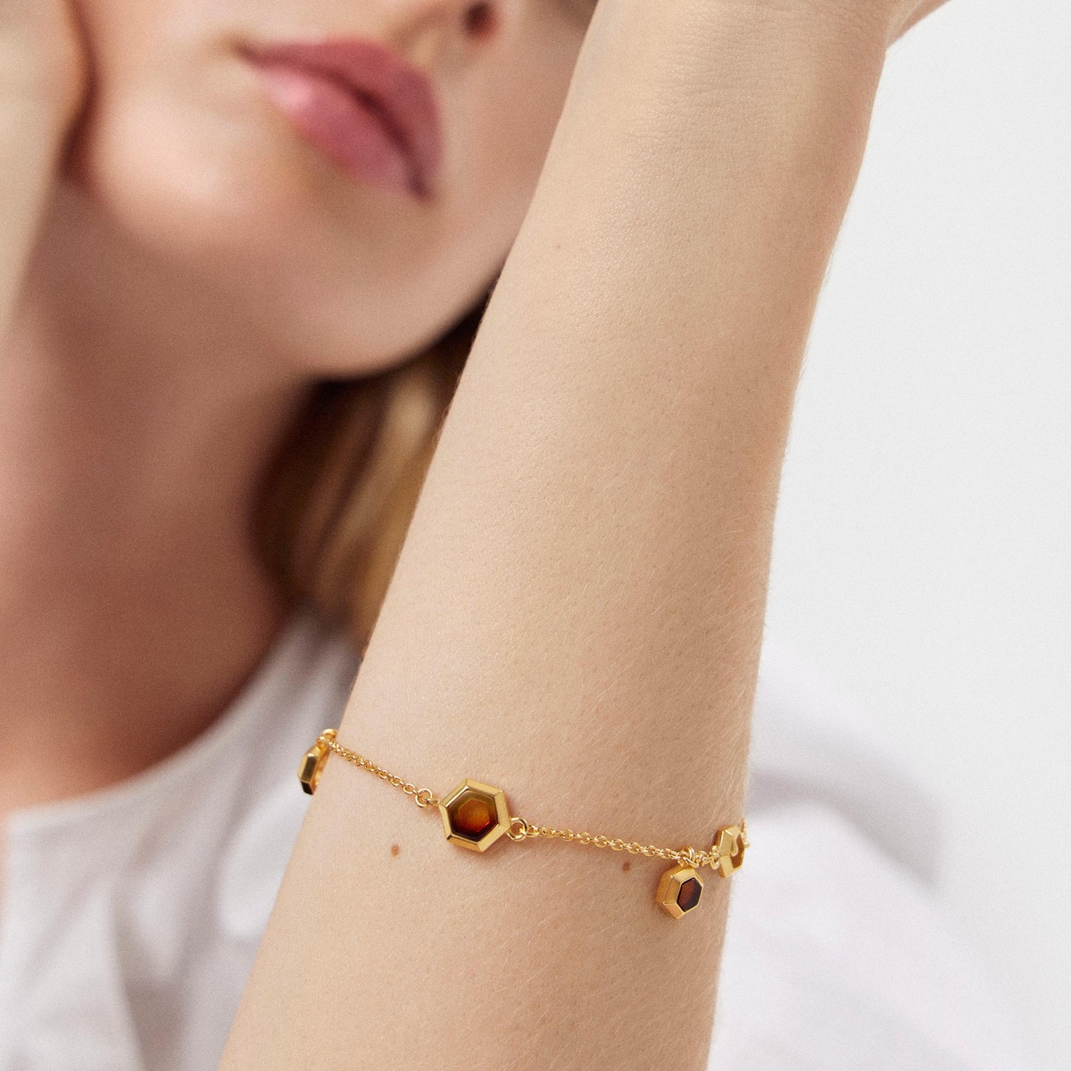 Bransoleta srebrna z bursztynem Miodowa