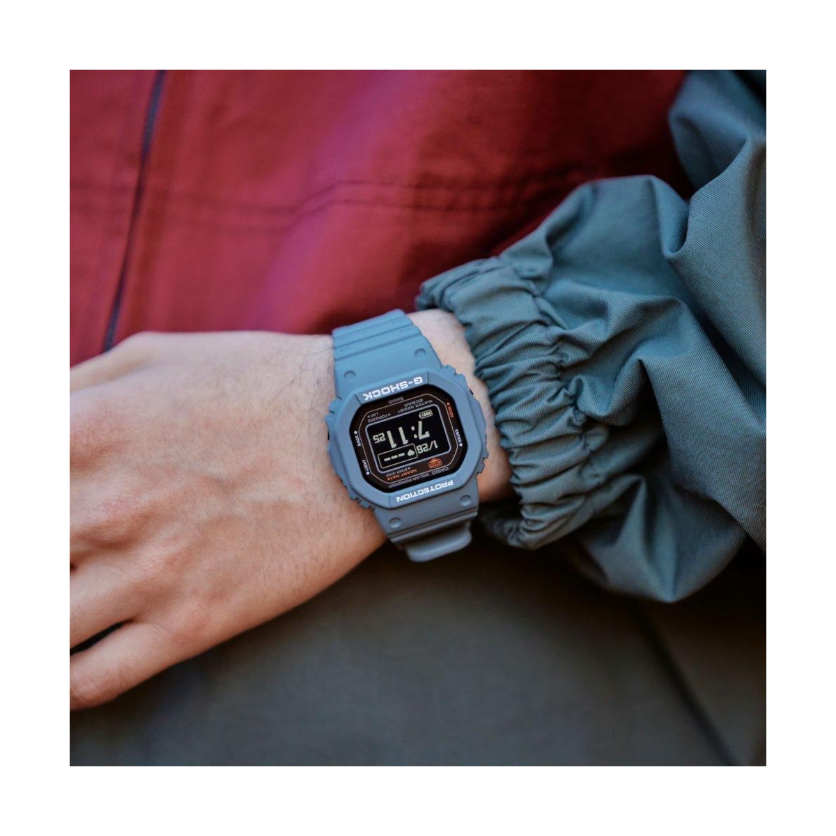 ZEGAREK G-SHOCK G-SQUAD 5600 SERIES