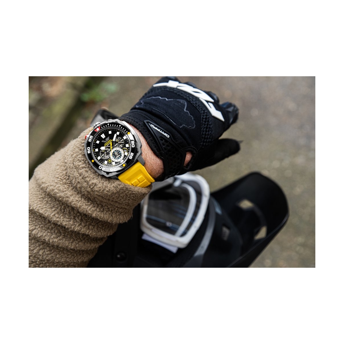 ZEGAREK VOSTOK EUROPE SYSTEMA PERIODICUM SULFUR