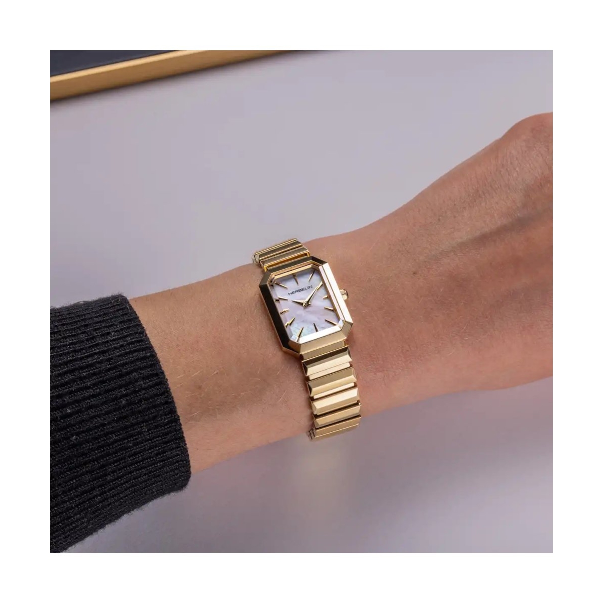 ZEGAREK HERBELIN OCTOGONE
