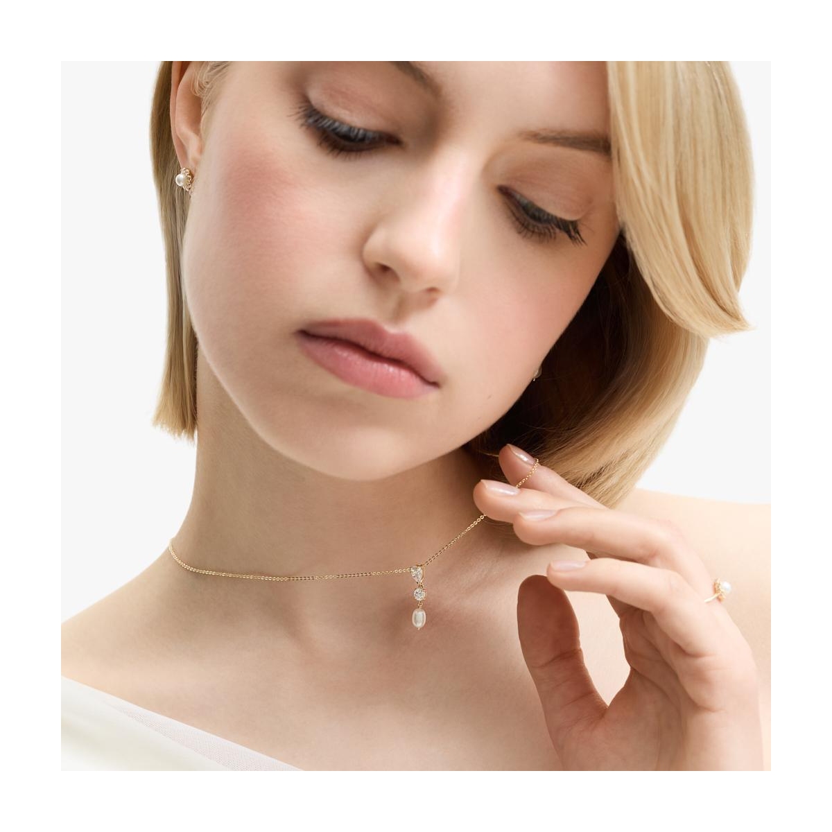 Wisiorek złoty z perłą Ceremonials