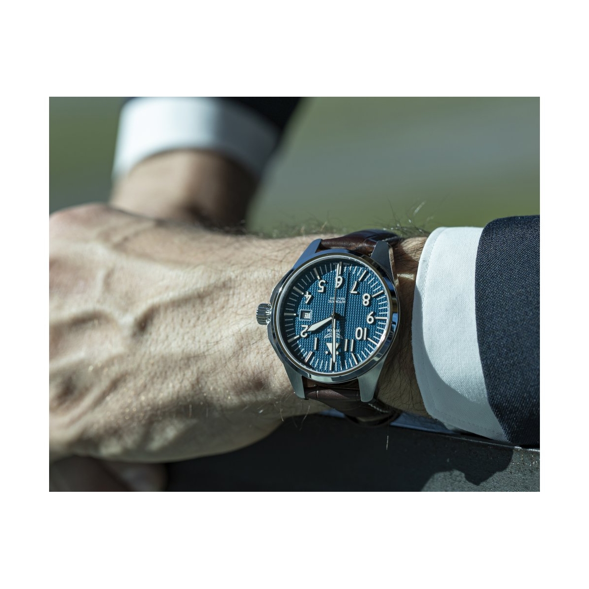 ZEGAREK AVIATOR AIRACOBRA 43 AUTOMATIC