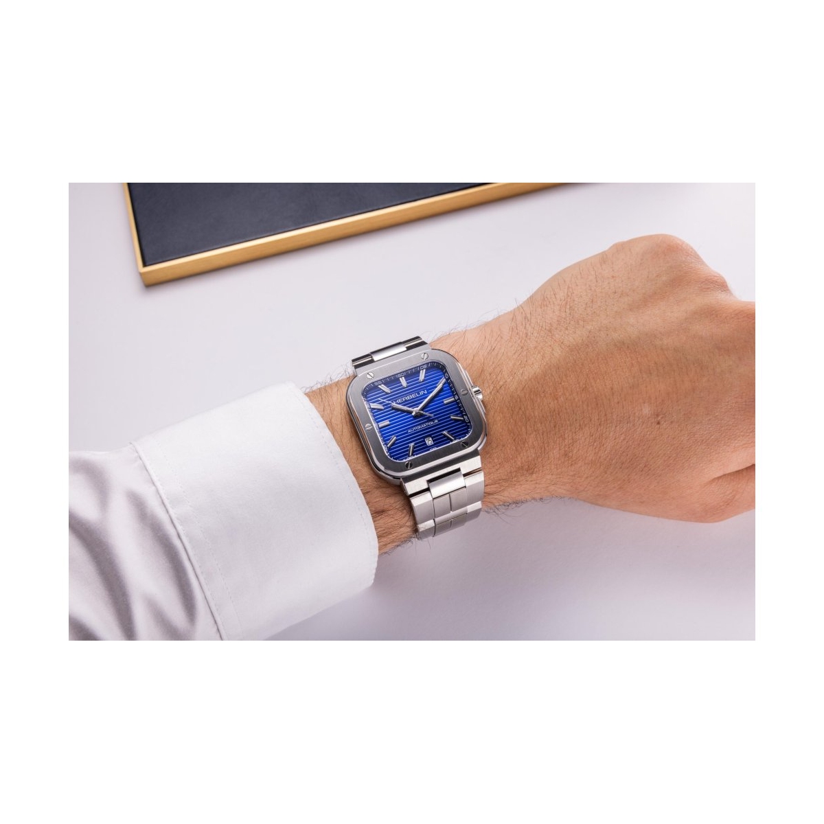 ZEGAREK HERBELIN CAP CAMARAT SQUARE AUTOMATIC