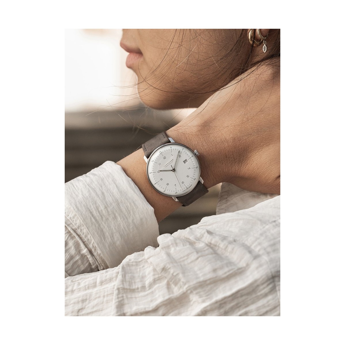 ZEGAREK JUNGHANS MAX BILL MEGA SOLAR