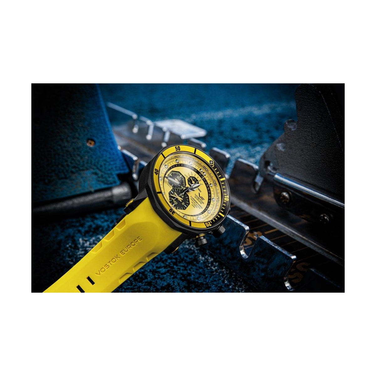 ZEGAREK VOSTOK EUROPE LUNOKHOD-2 AUTOMATIC