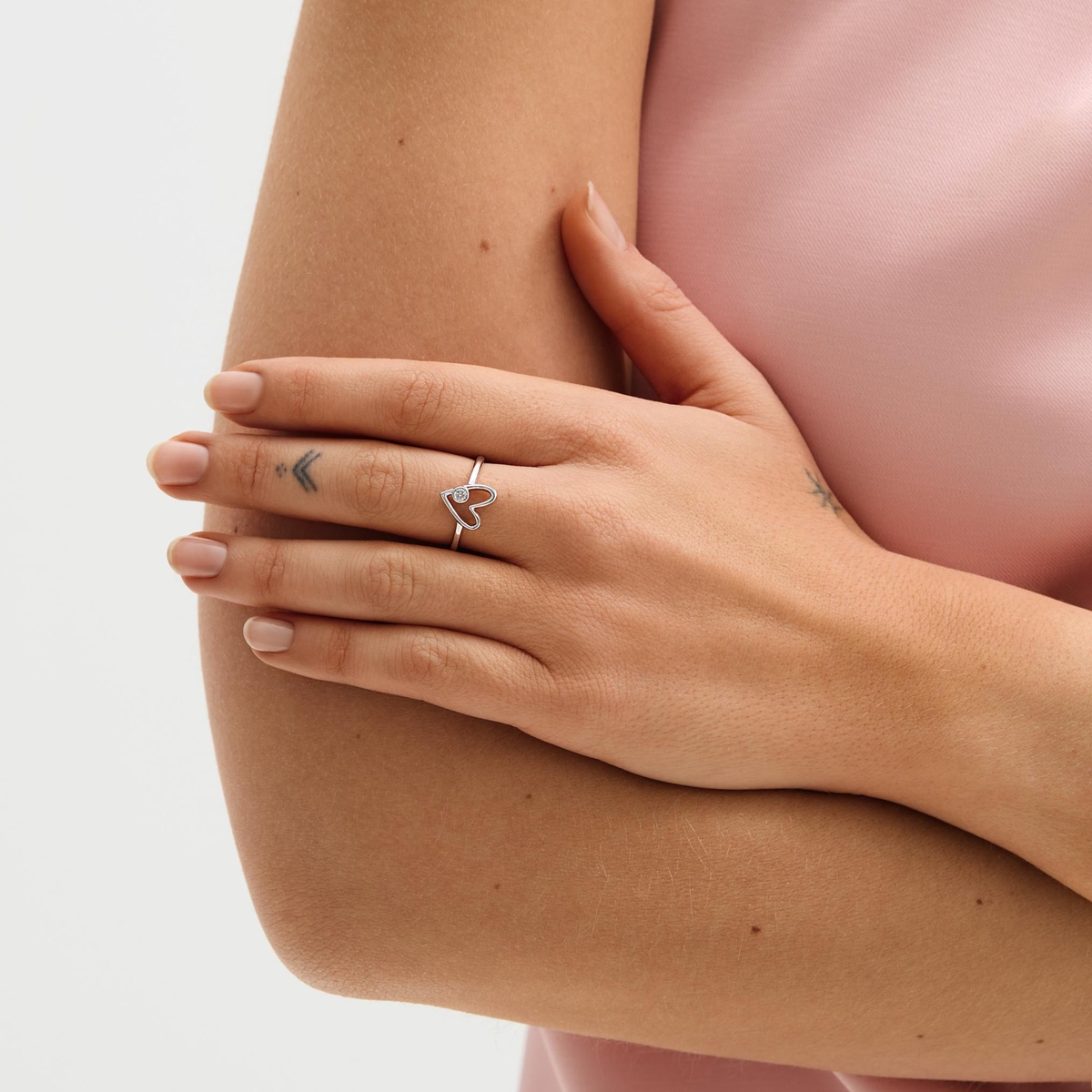 Pierścionek srebrny z diamentem laboratoryjnym Czułość