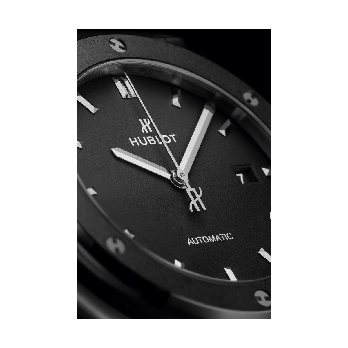 ZEGAREK HUBLOT CLASSIC FUSION BLACK MAGIC