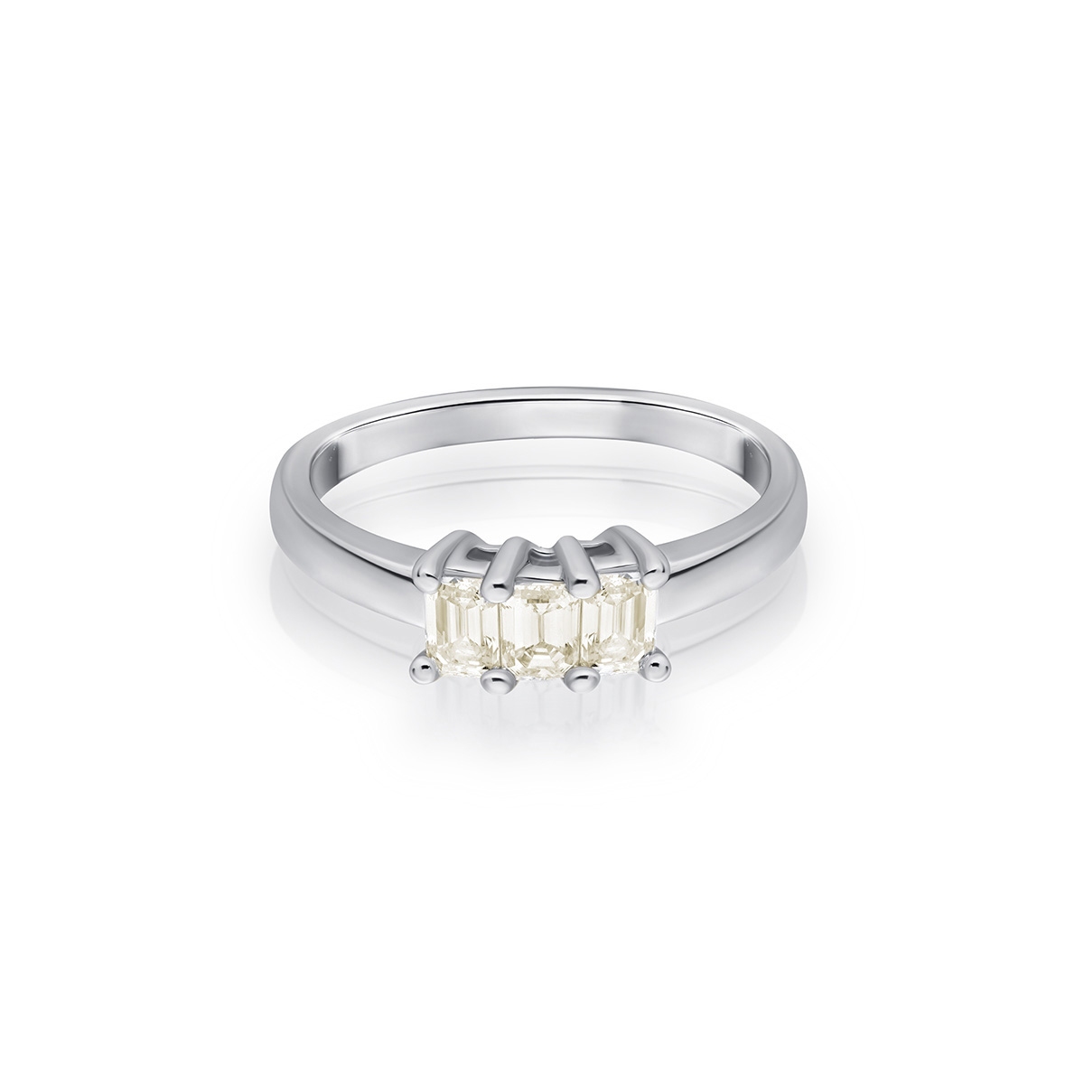 Pierścionek białe złoto z diamentami