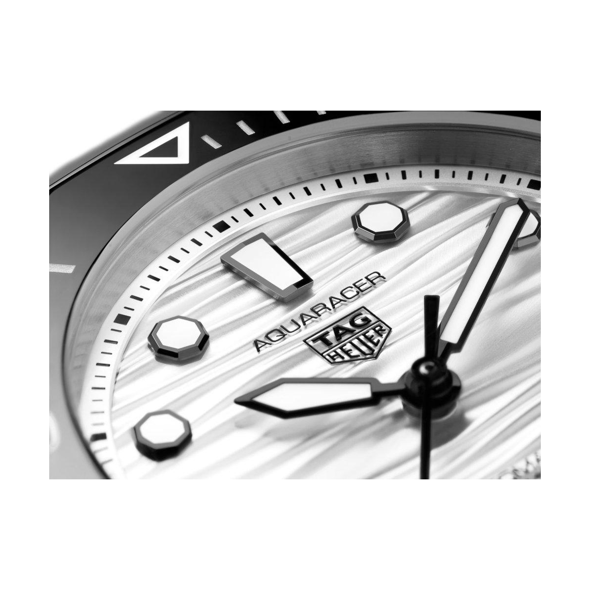 ZEGAREK TAG HEUER AQUARACER PROFESSIONAL 300 DATE